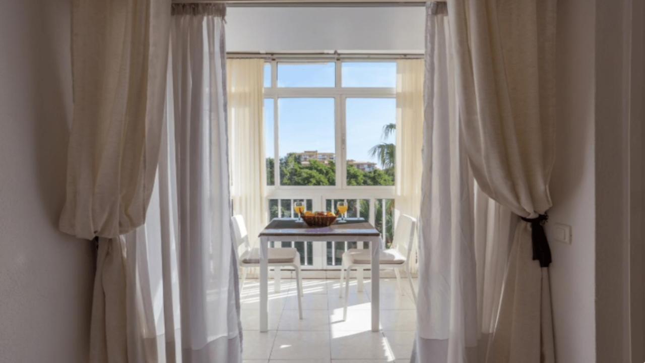 797 Holiday Rentals- Luminoso Estudio En Arroyo De La Miel Benalmadena Luaran gambar