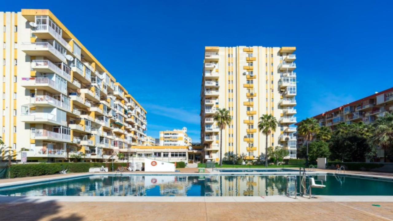 797 Holiday Rentals- Luminoso Estudio En Arroyo De La Miel Benalmadena Luaran gambar