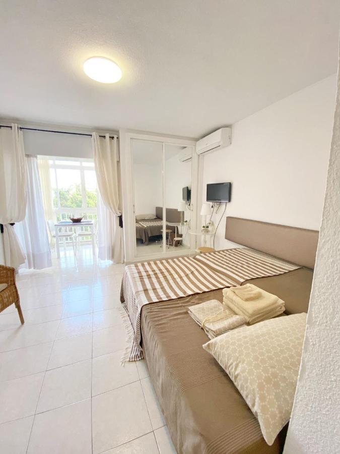 797 Holiday Rentals- Luminoso Estudio En Arroyo De La Miel Benalmadena Luaran gambar